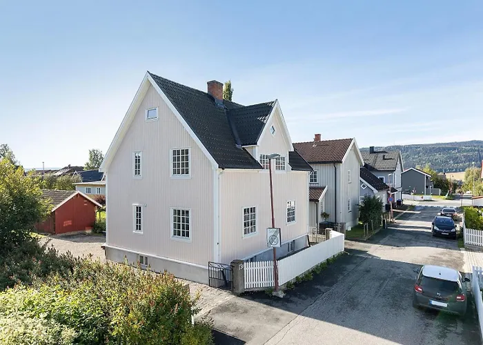 Sentral Og Koselig Leilighet! Apartmán