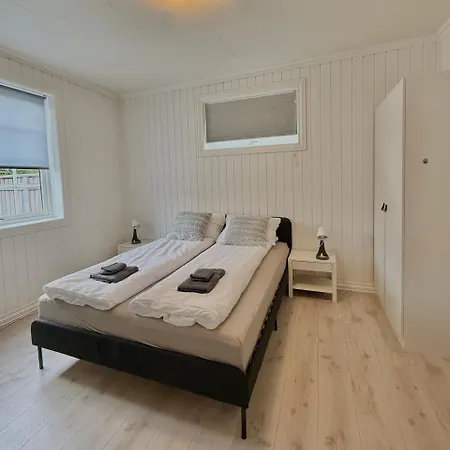 Sentral Og Koselig Leilighet! ليلّيهامّير